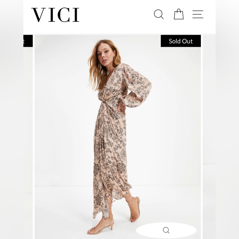 Vici Collection SARAH FLORAL TWIST MAXI DRESS